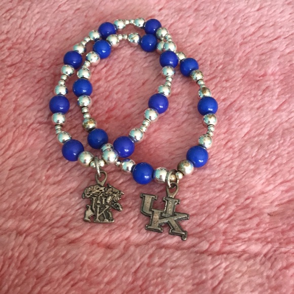 Set - Picture 1 of 1